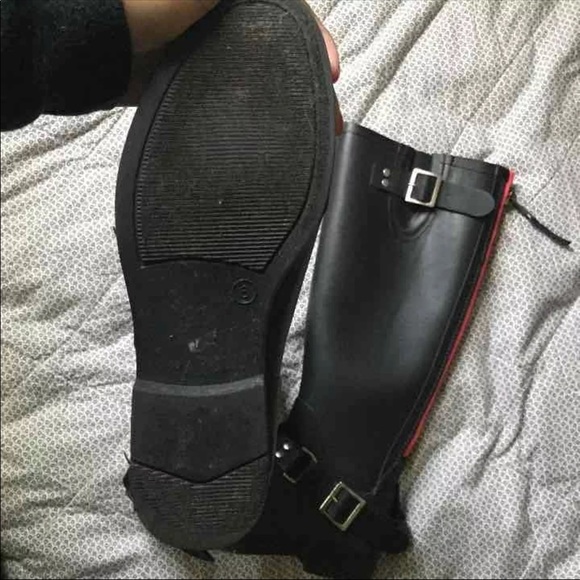 Steve Madden rain boots - Picture 3 of 6